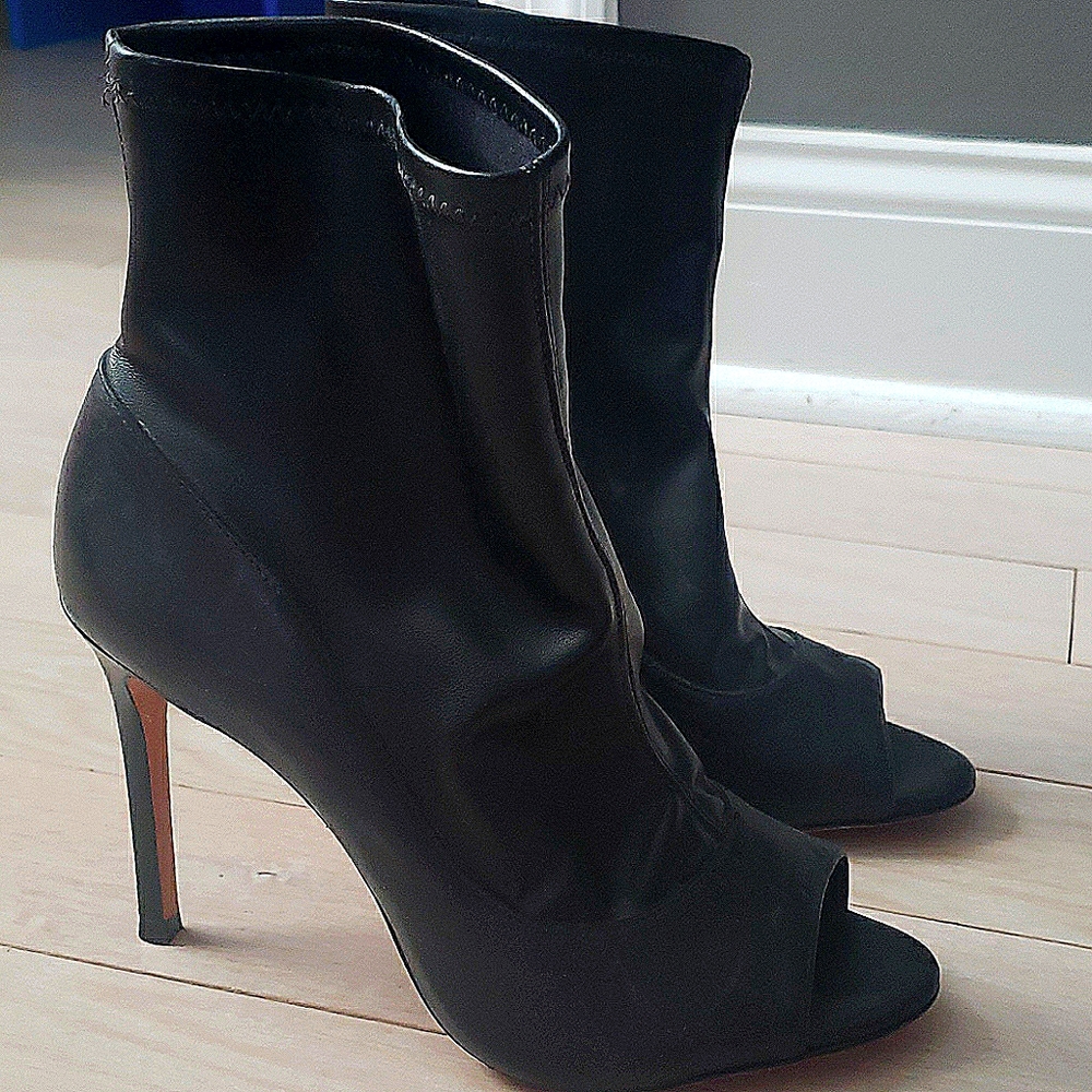 Leather booties